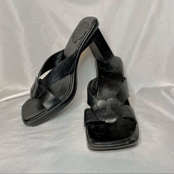 Skechers Black Vintage 90s Y2K Flower Heeled Sandals - Picture 5 of 13